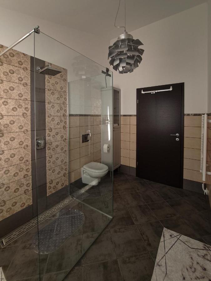 Apartments Villa Sotlar With Pool Umag Ngoại thất bức ảnh